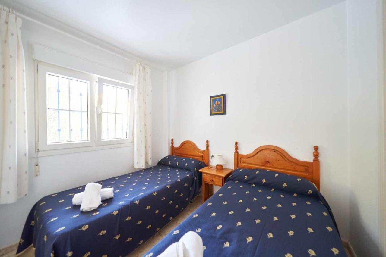 Balcon De Piscina Parking Apartment *